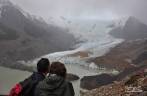 Observando as montanhas, glaciares e lagoas do Parque Nacional Los Glaciares, perto de El Chaltén, na Argentina
